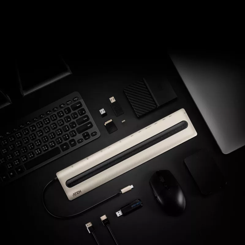 ATEN USB-C multipordi dokk toiteläbipääsuga