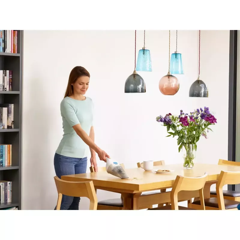 Käeshoitav tolmuimeja Must & Decker NVC115JL-QW, ilma kotita, 0.325 L, 3.6 V Li-Ion 1.5 Ah, 9 min tööaeg, 529 g