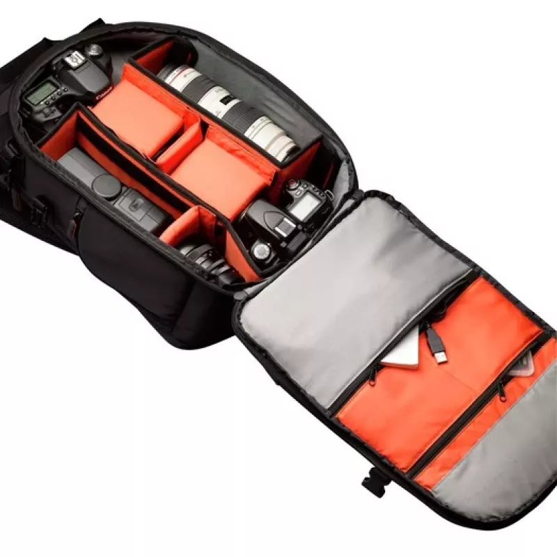 Case Logic DCB-309 seljakotikott must