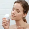 HoMedics FAC-600-EU näopuhastushari Pulsatsioon Roosakuldne, valge Aku
