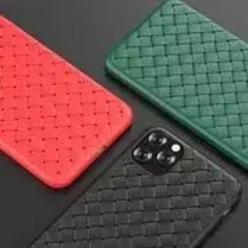 Devia pehme telefoniümbris iPhone 11 Pro jaoks — punutud mustriga, punane