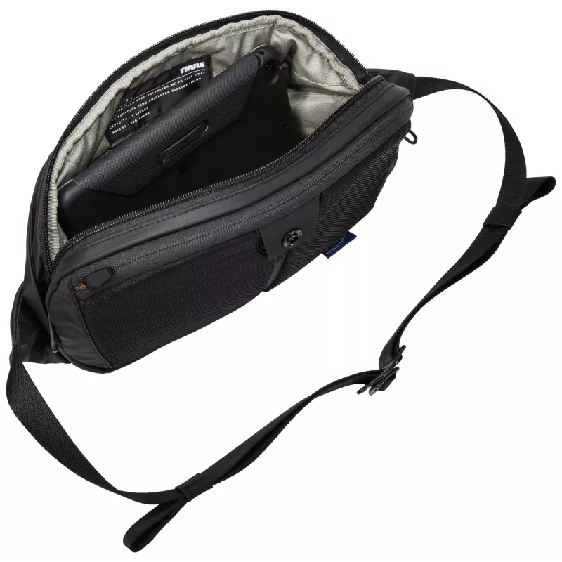 Thule Tact TACTWP05 - must polüester poiste ristatav kott