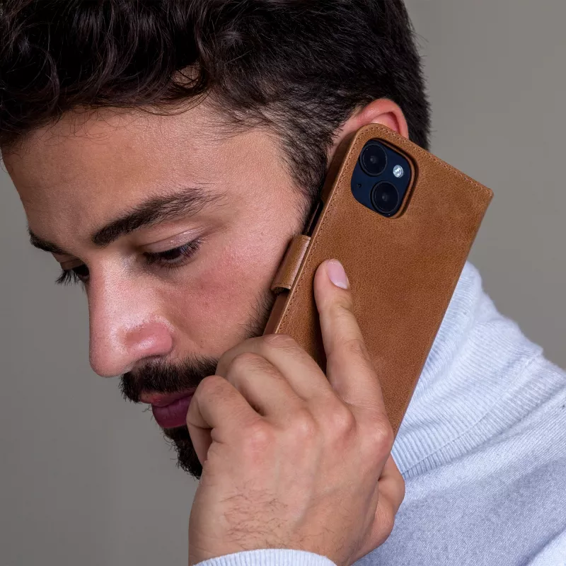 Folio-ümbris dbramante1928 Lynge iPhone 14 Plus Tan 3 kaardipesa