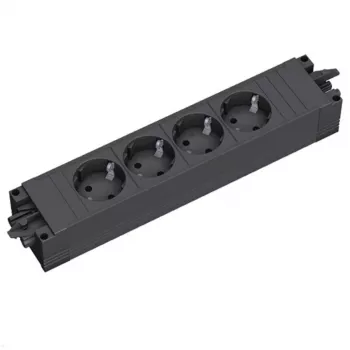 Bachmann STEP BASE 4-kohaline pikendusjuhe GST18-ga, 4 vahelduvvoolupistikut, 250 V, 16 A