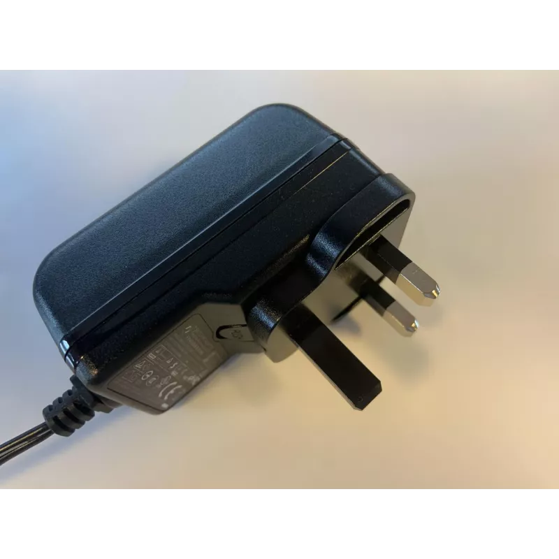 Vivolink VLPSUPLUG-UK toitepistikupesa adapter tüüp G (UK) must