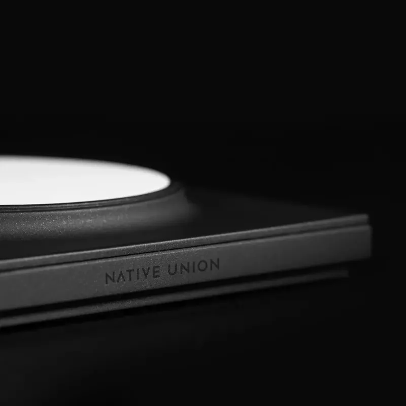 Kaasaskantavate seadmete toiteadapter native union Drop Must, värv Must