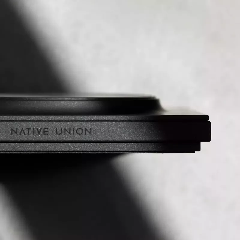 Kaasaskantavate seadmete toiteadapter native union Drop Must, värv Must