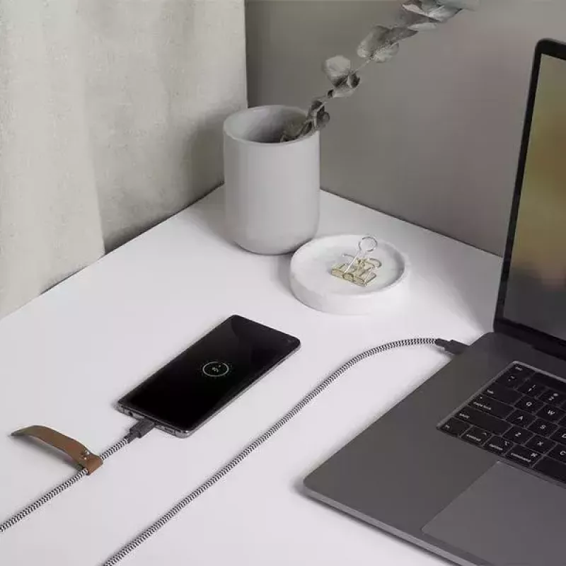 USB-C kaabel Native Union BELT-C-ZEB-2-NP 1,2 m USB-C USB-C-le must/valge
