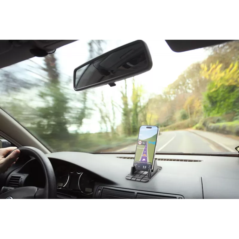 Cellularline Dash Pad Pro - Universaalne auto armatuurlaua nutitelefonihoidja