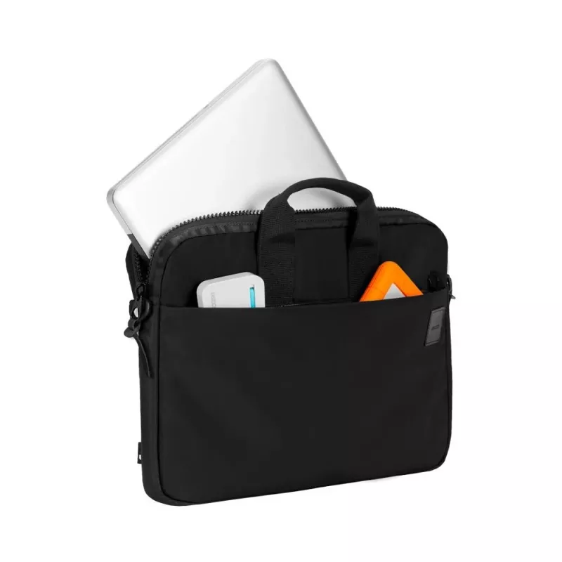 Incase Compass Brief 13-tolline lennunailonist, varrukasülearvutikott, 33 cm (13 tolli)