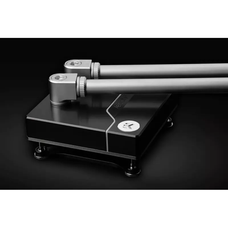 Liitmik arvuti jahutussüsteemile EK Water Blocks — messing satiin teras/titaan viimistlus Ø16 mm kõrgus 11,5 mm