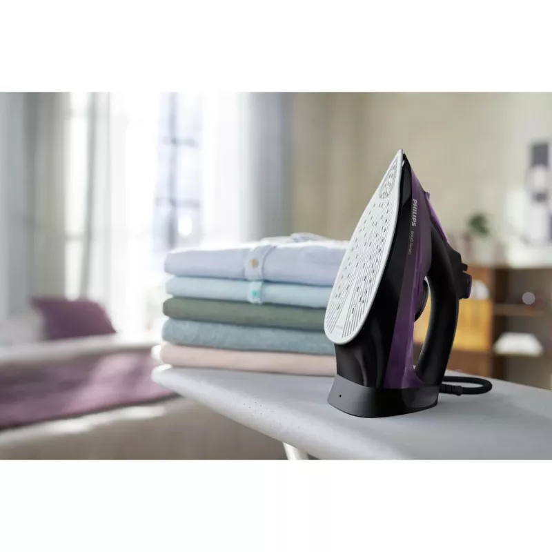 Aurutriikraud Philips DST5030/80 — 2400 W, SteamGlide Plus tallatüüp, 0,32 L paak, 2 m juhe