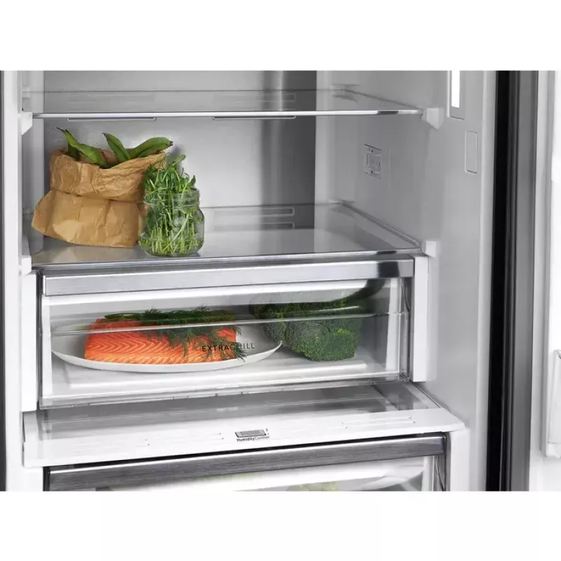 Electrolux LNT7ME36K2 külmik-sügavkülmik, 367 l (külmik 266 l, sügavkülmik 101 l), alumine sügavkülmik, No Frost, energiaklass E, must