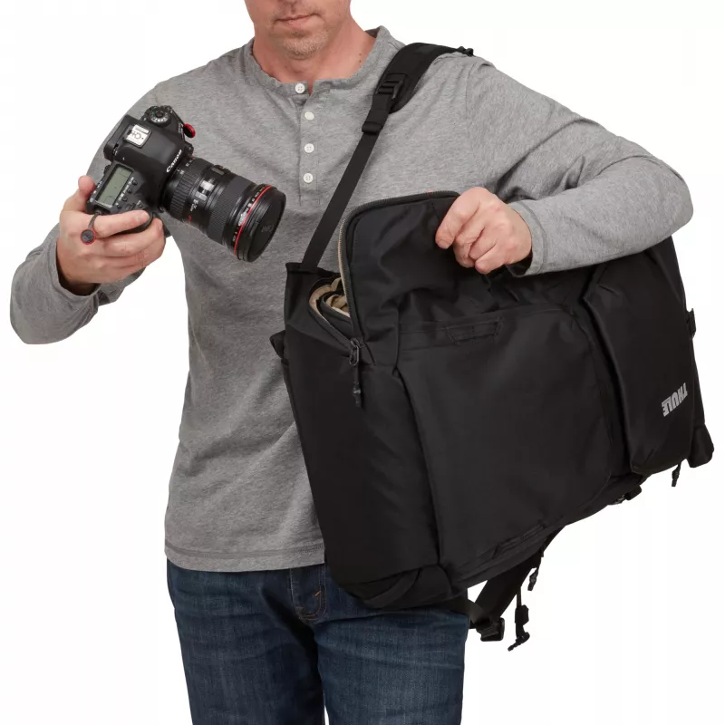 Thule Covert TCDK232 seljakott must