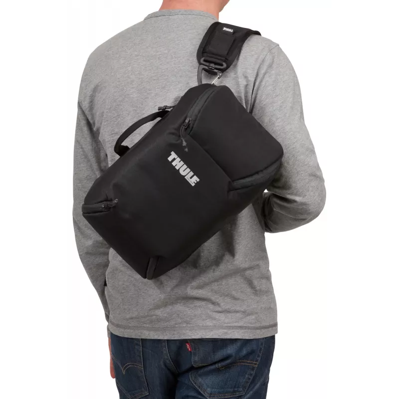 Thule Covert TCDK232 seljakott must