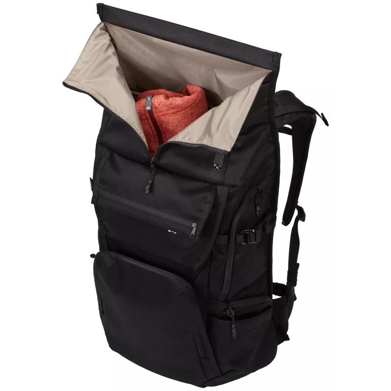 Thule Covert TCDK232 seljakott must