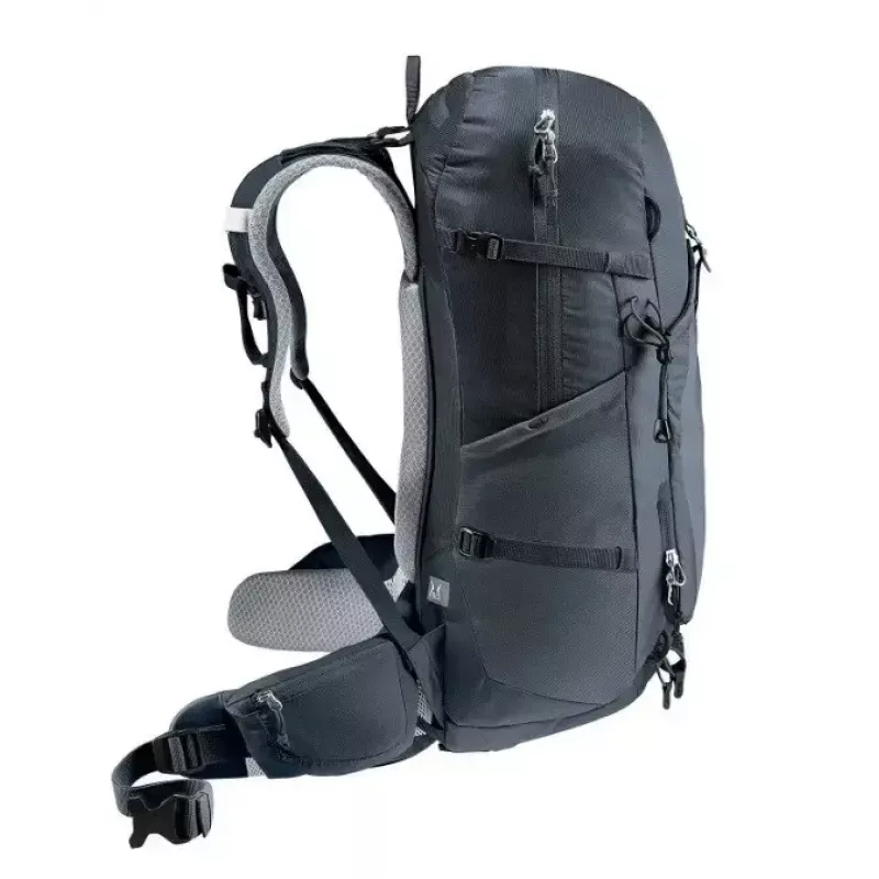 Matkaseoti DEUTER Trail PRO 31 SL Women's — 31 L, kerge, vastupidav, naistele sobiv, must