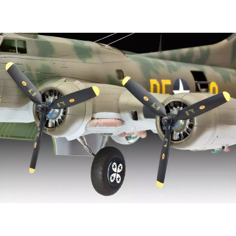 Fikseeritud tiivaga lennuki mudel Revell B-17F Memphis Belle
