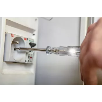 Tangide ja kruvikeerajate komplekt TOP-01-235 1000V, 7 tk, isoleeritud käsitööriistad