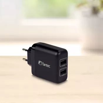 Laadija Fantec SC-A244 Universal must vahelduvvoolu-siselaadija