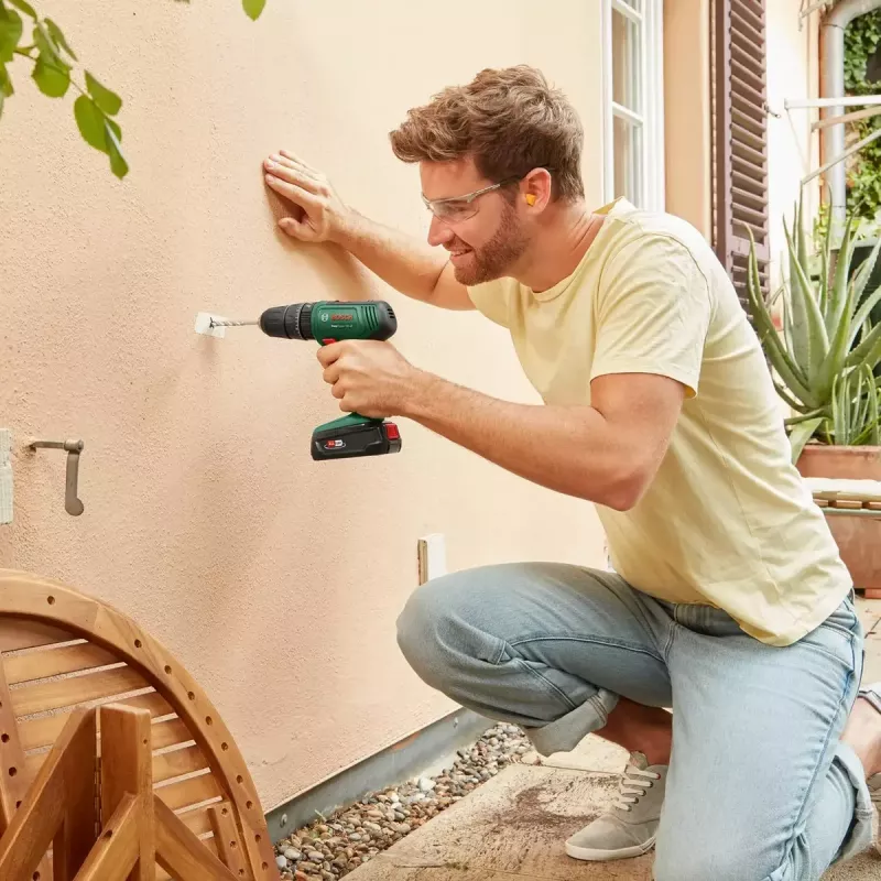 Bosch EasyImpact 18V-40 1630 RPM must, roheline