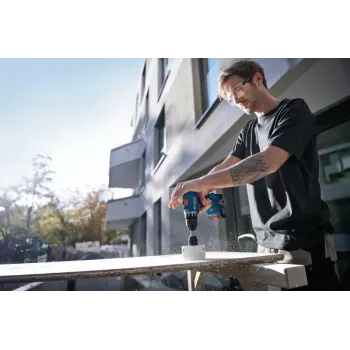 Bosch 0 601 9K3 203 puurmasin 1900 p/min 900 g must, sinine, punane