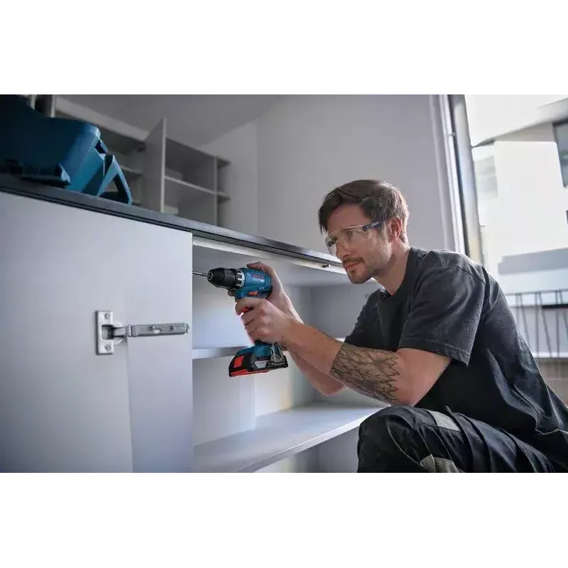 Bosch 0 601 9K3 203 puurmasin 1900 p/min 900 g must, sinine, punane
