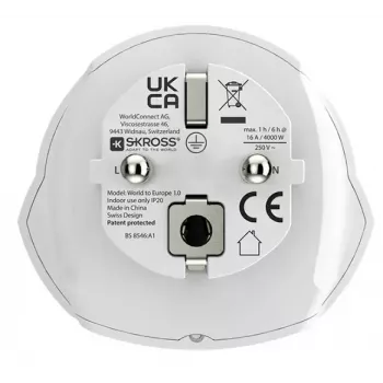 Reisiadapteri pistik SKROSS World to Europe — universaalne sisend Euroopa pistikupessa, valge, 64×58×47 mm
