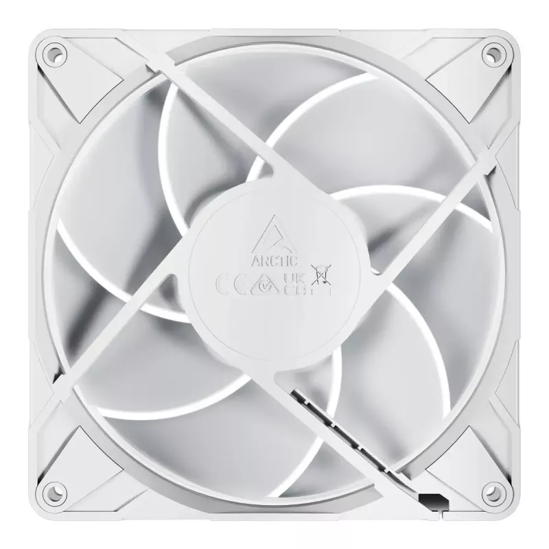 ARCTIC Freezer P14 Pro A-RGB (Valge) - 3-pakk 140 mm A-RGB PWM ventilaatorit kaablijaoturiga