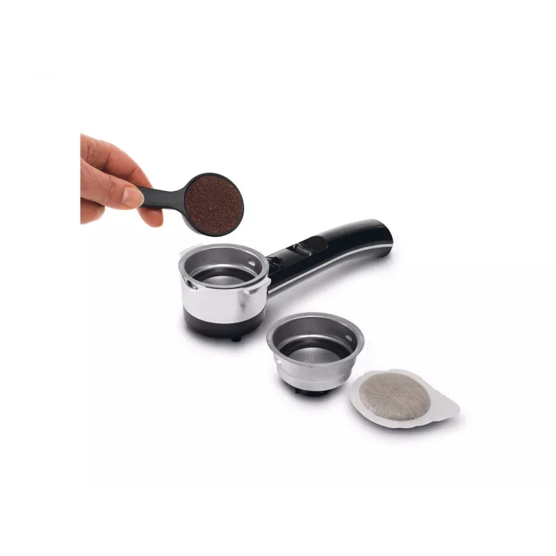 Espressomasin De’Longhi ECO 311.W — käsitsijuhitav 15 bar, 1,4 l veepaak, 2 tassi, soojashoidmine, köögiletil