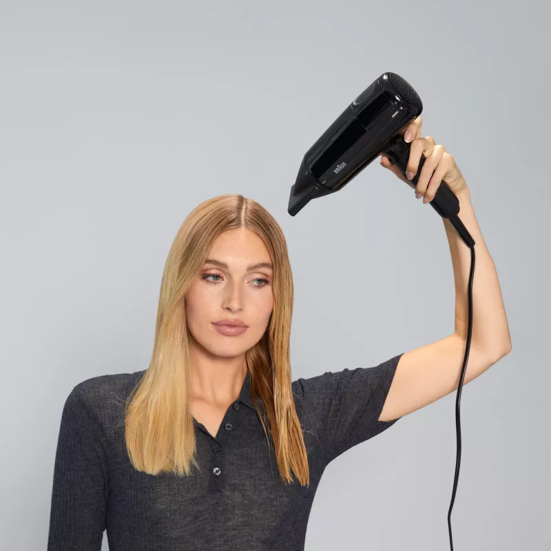 Föön BRAUN BRHD150E 1500W kompaktne disain, 1500 W, kokkupandav käepide