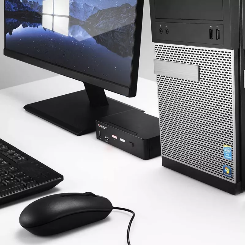 Lindy 2-pordiline DisplayPort 1.4, USB 3.0 ja heli KVM-lüliti