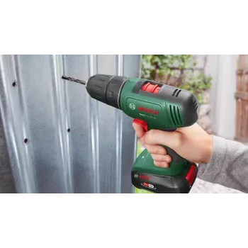 Bosch EasyDrill 18V-40 1630 RPM kiirpadrun 1,3 kg must, roheline