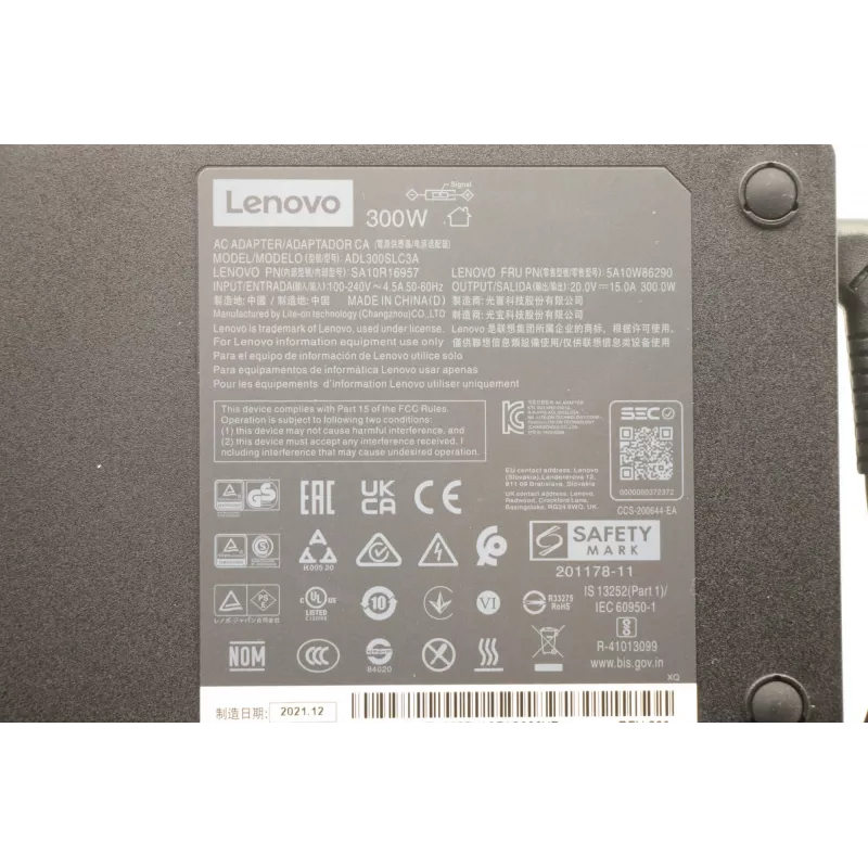Lenovo 5A10W86290 toiteadapter/inverter Sisetingimustes 300 W Must