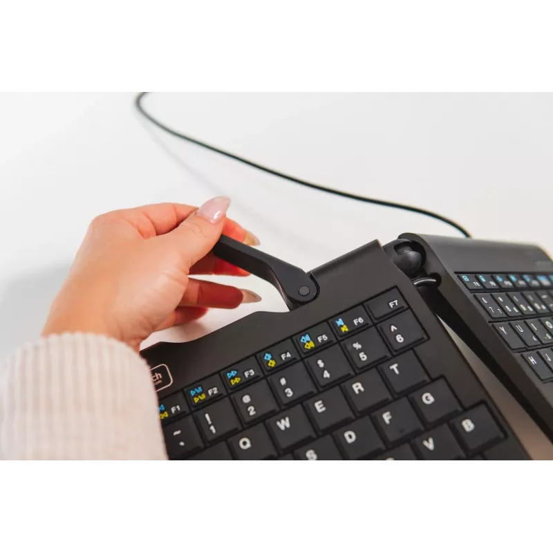 BakkerElkhuizen Goldtouch Travel Go2 Wired DE Qwertz, Mini, Juhtmega, USB, Käärmeklambriga lüliti, QWERTZ, Must