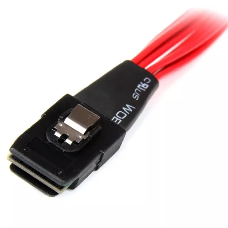 StarTech.com 50 cm sise-Serial Attached SCSI Mini SAS kaabel – SFF8087 kuni 4x SFF8482