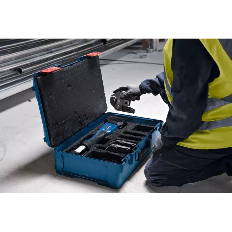 Bosch Akku-Presswerkzeug GPT 18V-32 torupress