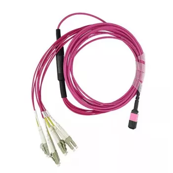 BlueOptics CBL-MPO12-4LC-OM4-5M-BO InfiniBand fiiberoptiline kaabel 4x LC MPO 5m