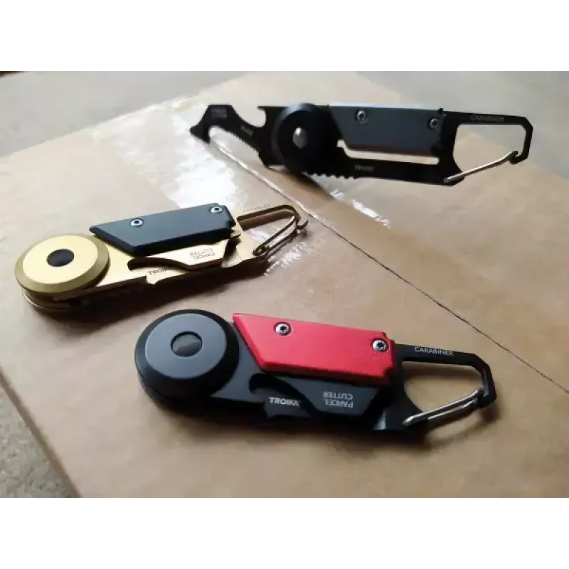 Key carabin TROIKA KTL26-RD Must Punane