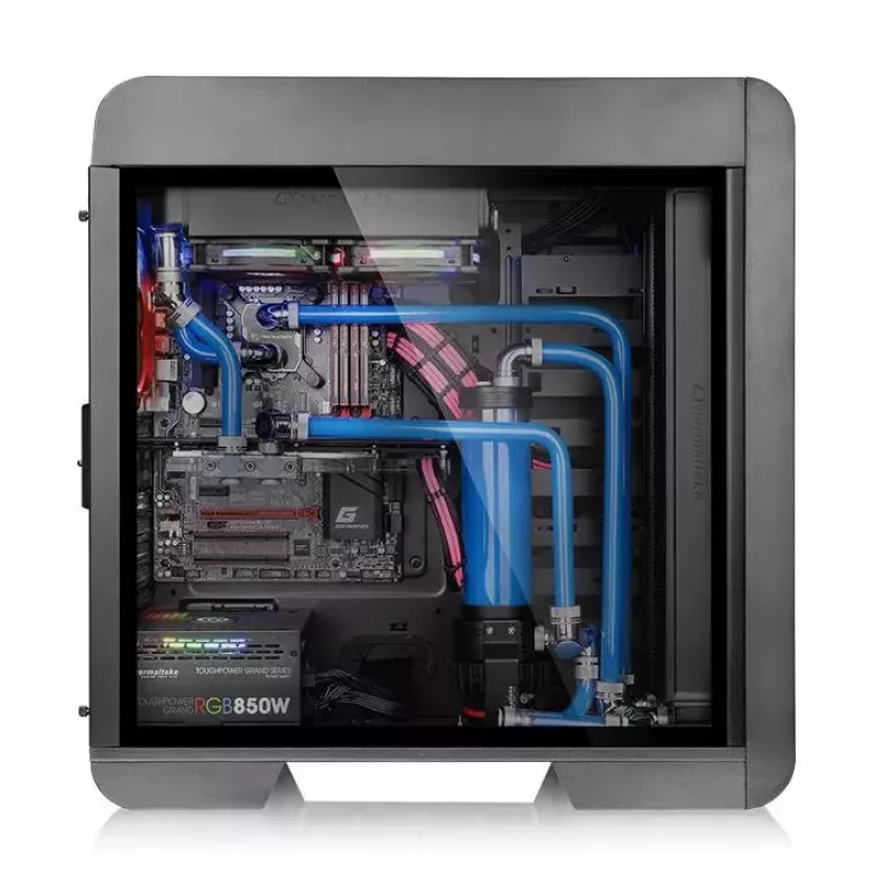 PC-korpus Thermaltake Core V71 Full Tower must