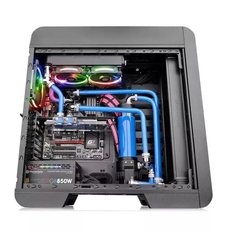 PC-korpus Thermaltake Core V71 Full Tower must