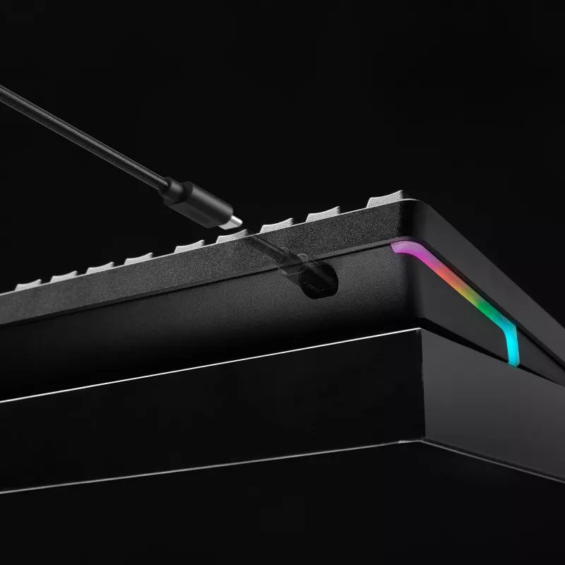 HyperX Alloy Rise - mänguklaviatuurid