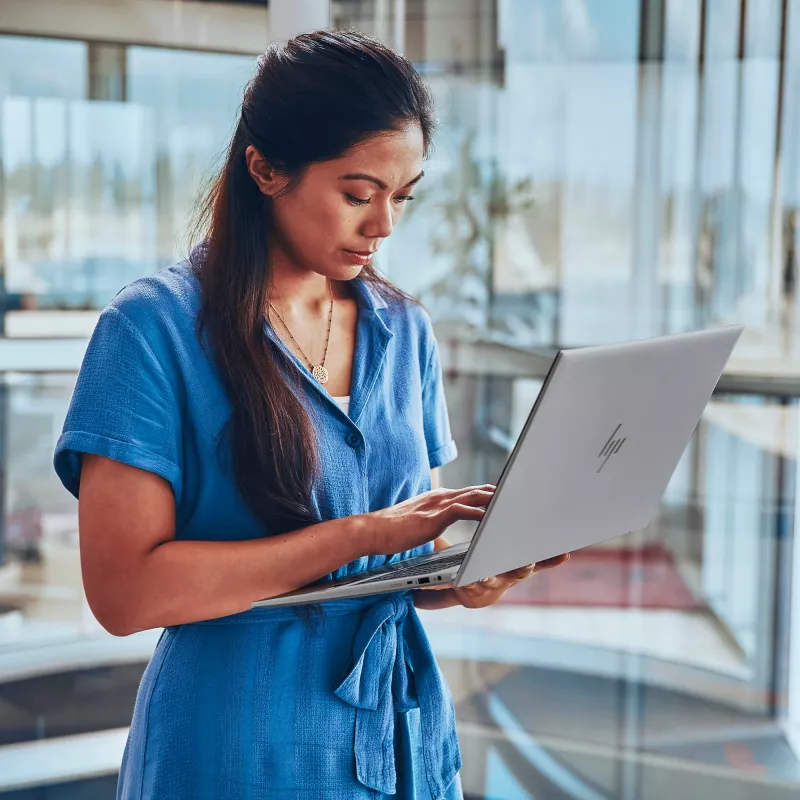 Mobiilne tööjaam HP ZBook Firefly G11 — 14 tolli WUXGA, Intel Core Ultra 7 165U, 32 GB DDR5, 1 TB SSD, Windows 11 Pro, hall