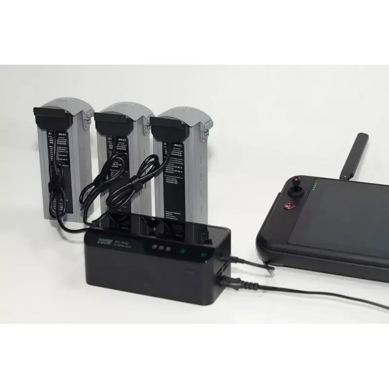 Laadija Autel mitmiklaadija EVO Max seeriale mudel 102002545 — 3-akuline, USB-C, 120 W laadimisvõimsus, 100–240 V sisend