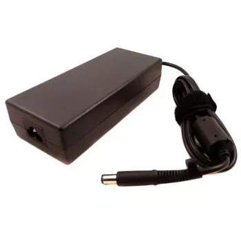 HP 600081-001 toiteadapter/inverter Siseruumides 150 W Must