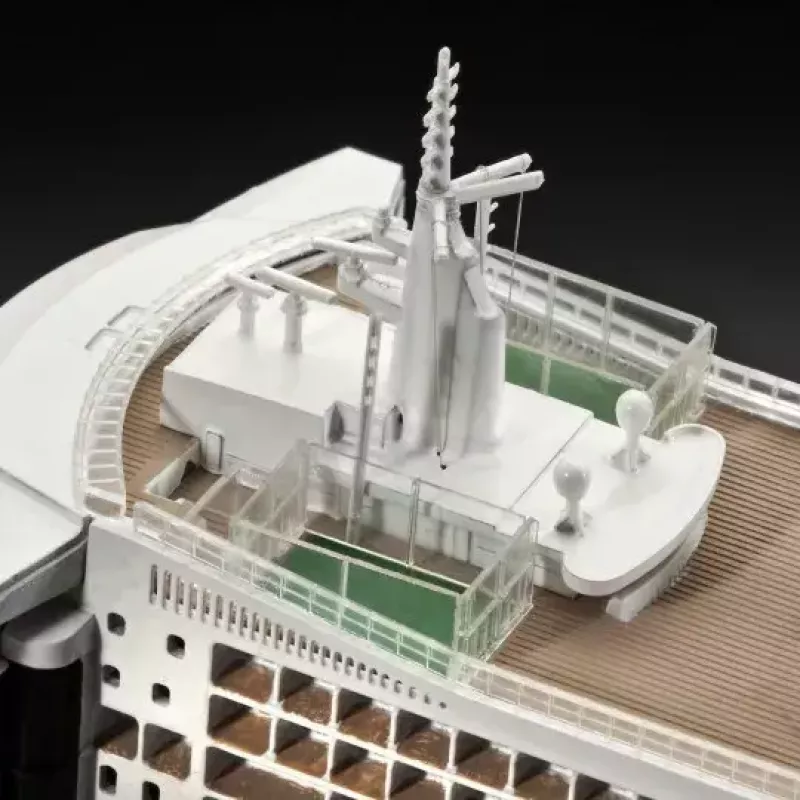 Reisilaeva mudel REVELL Queen Mary 2 komplekt, mõõtkavas 1:700