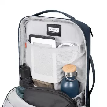 Seljakott XDDESIGN Air Backpack NAVY P706.3225 — 15 L, mahutab kuni 15,6 tolli (39,6 cm) sülearvuteid, lukustatav pealiugur