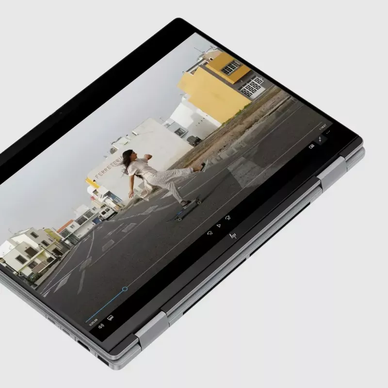 Sülearvuti HP ENVY x360 14 tolli Ryzen 7 8840HS 16 GB 512 GB Win11Home