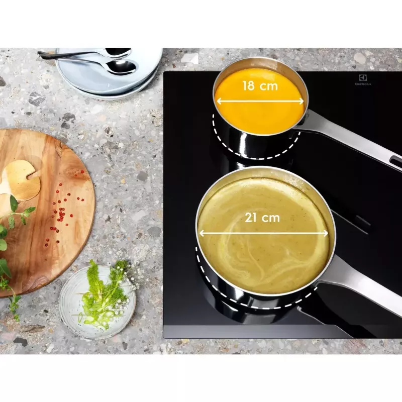 Electrolux EIV734 must sisseehitatud 68 cm tsooni induktsioonpliit 4 tsooniga