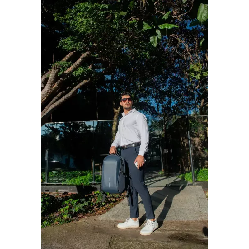 Sülearvutiseljakott XDDESIGN Bizz Navy — veekindel, kerge, mudel P705.935
